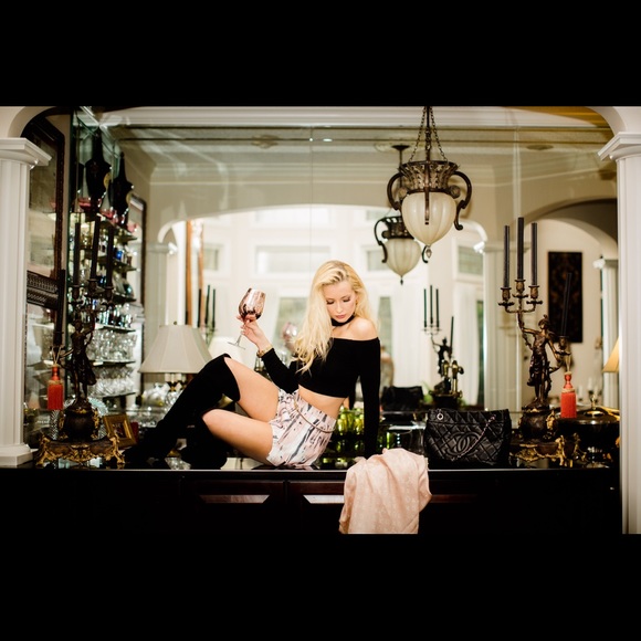 Meet your Posher, Allesa - Picture 8 of 8